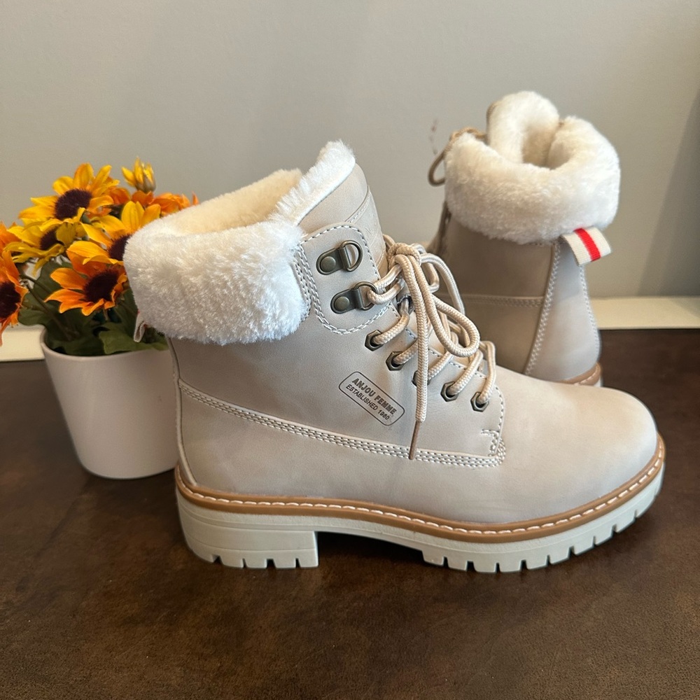 Women's Cream Ankle Boots